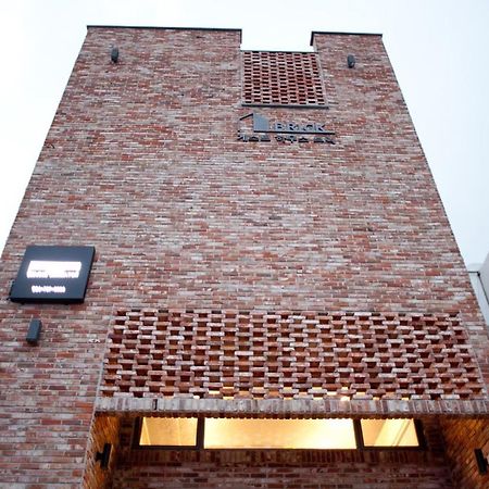 Guest House Brick Jeju Exterior foto